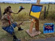 Vincent van crow scarecrow